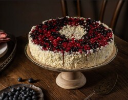 Rella Berry Hibuscus Cake - Rella Cake